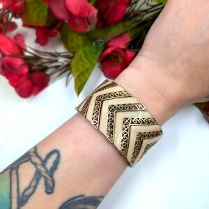 Vintage Oversized Gold Tone Stretchy Bracelet with Cream Enamel Accents